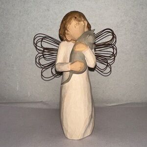 WILLOW TREE “With affection” Angel Holding Cat 5”